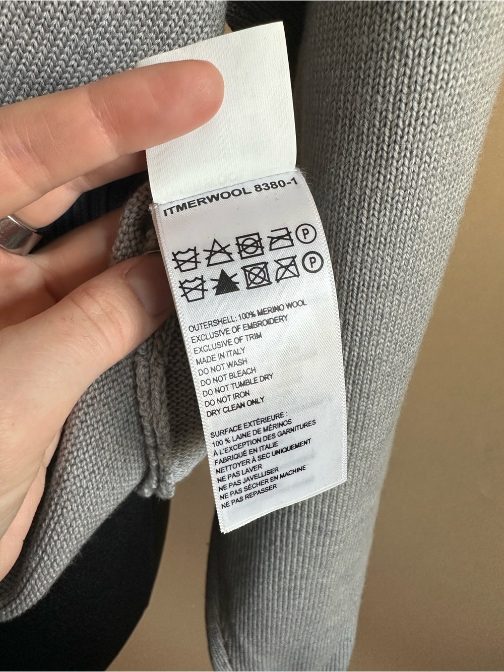 Canada Goose 100% Wool Sweater Size SM Gray Knit Long Sleeve Pullover - Picture 9 of 11